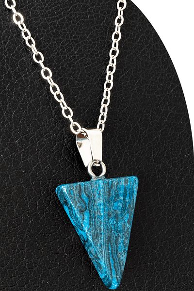 Tesbih Atölyesi Certified Pyramid Model Apatite Stone Necklace