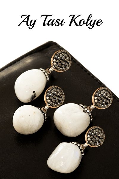 Tesbih Atölyesi Certified A+ Zircon Stone Moonstone Necklace
