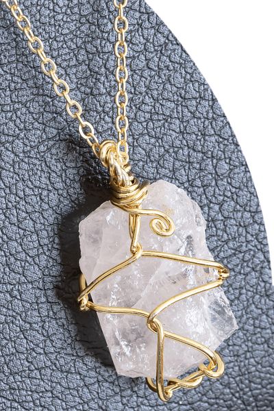 Tesbih Atölyesi Certified Gold Raw Unprocessed Crystal Quartz Stone Necklace - Wire Wrapped
