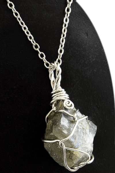 Tesbih Atölyesi Certified Raw Wire Wrapped Labradorite Stone Necklace
