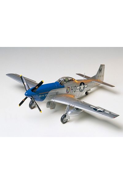 TAMIYA 1/48 American P-51D Mustang 8th AF Plastic Airplane Model Kit, Disassembled Hobby Set
