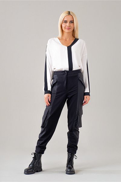 Bold & Young Women's Cargo Pocket Black Polyamide Blended Cotton Lycra Trousers with Elastic Waist and Elastic Legs