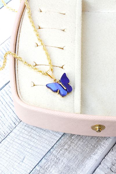 Neva GOLD PLATED WICKER CHAIN NAVY BLUE COLOR BUTTERFLY BIGUTER NECKLACE