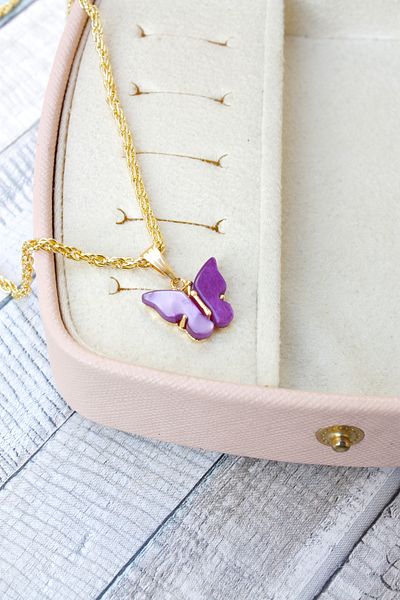 Neva GOLD PLATED WICKER CHAIN PURPLE COLOR BUTTERFLY BIGUTER NECKLACE