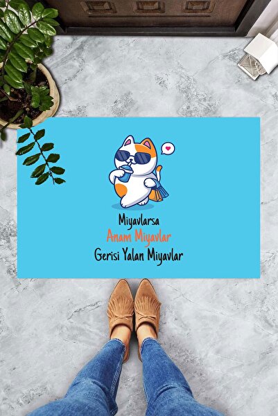 on the clouds Dijital Baskılı Miyavlarsa Anam Miyavlar Gerisi Yalan Miyavlar Yazılı Dekoratif Kapı Önü Paspası