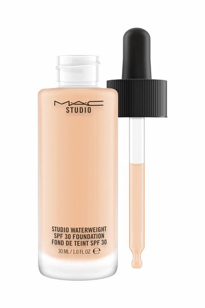 M.A.C Studio Waterweight SPF 30 Foundation NC25 Foundation 30 ml FNDTN77