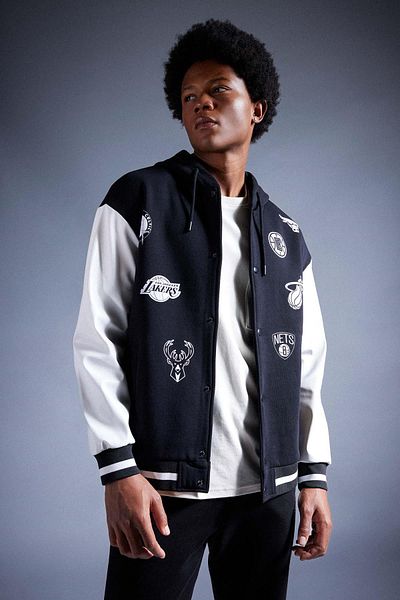 DeFacto DeFactoFit NBA Aktuelle Teams Oversize-Passform Strickjacke aus dickem Stoff mit Taschen
