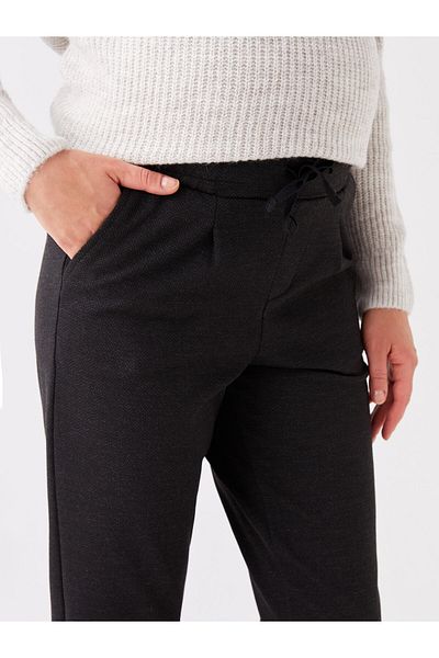 LC Waikiki Bequeme Umstandshose mit elastischem Bund