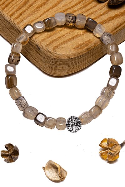 Tesbih Atölyesi Certified Cube Cut Gray Agate Stone Bracelet - With Silver Device