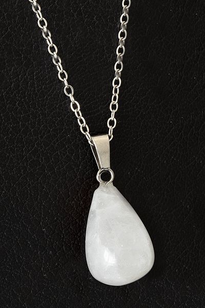 Tesbih Atölyesi Certified Drop Model Crystal Quartz Stone Necklace