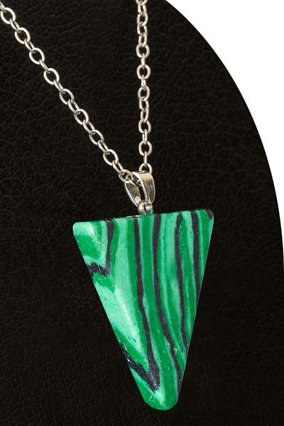 Tesbih Atölyesi Certified Pyramid Model Malachite Stone Necklace