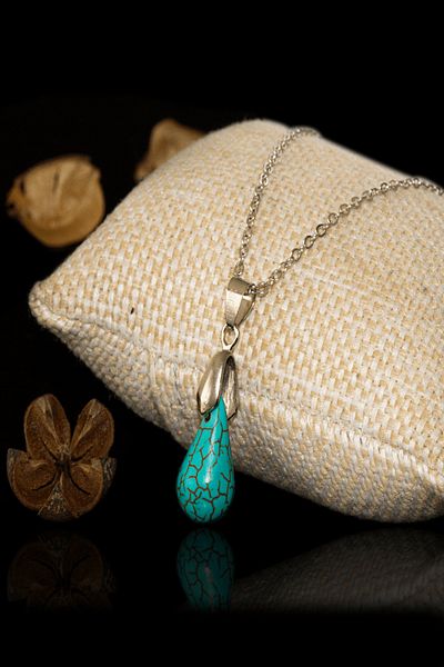 Tesbih Atölyesi Certified Drop Cut Turquoise Stone Necklace (with silver hardware)