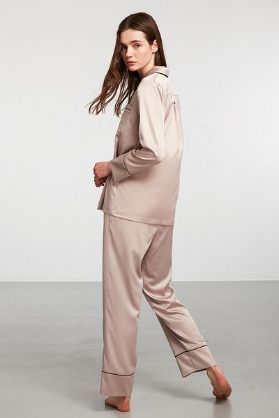 Penyemood 2002 Satin Pajamas Set