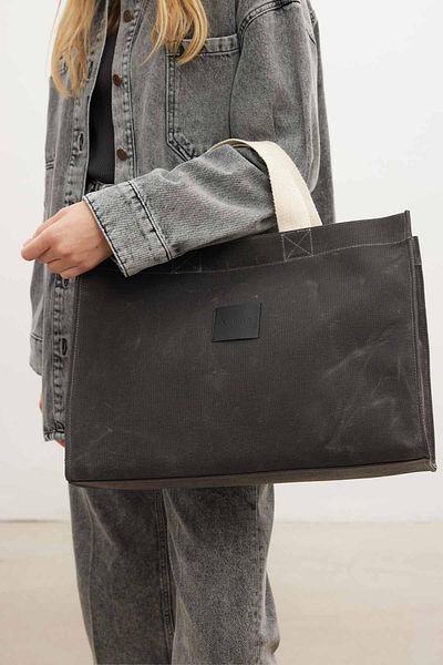 Manuka Große Canvas-Tasche mit Wascheffekt in Schwarz