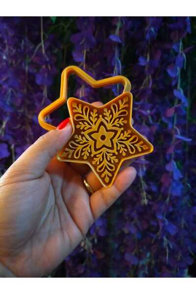 KUNDUZ AHŞAP TASARIM ATÖLYESİ 🌟🎄 Yılbaşı Konseptli Işlemeli Yıldız Kurabiye...