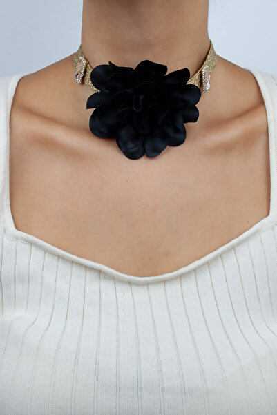 Liveyn Design Black Rose Detail Crystal Jewelled Necklace