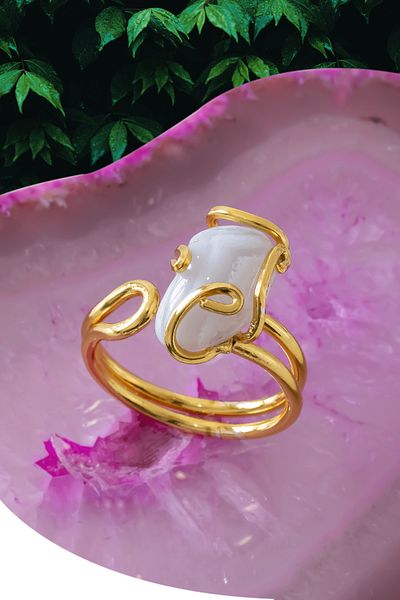 Tesbih Atölyesi Certified Gold Rococo Model White Agate Stone Ring - Adjustable