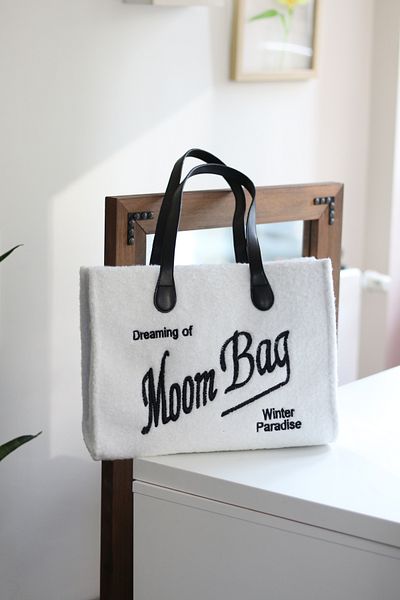 Moom Bag Tote mare cu bretele duble de pluș alb pentru femei