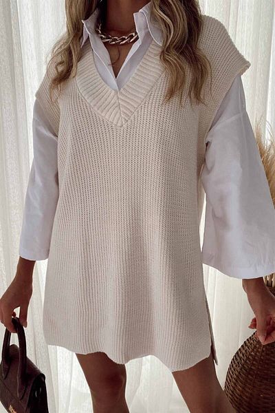 My love butik Трикотажен пуловер с V-образно деколте - детайл с цепка