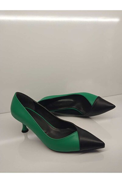 Purple Kadın Çift Renk Sivri Burun Topuklu Ayakkabı