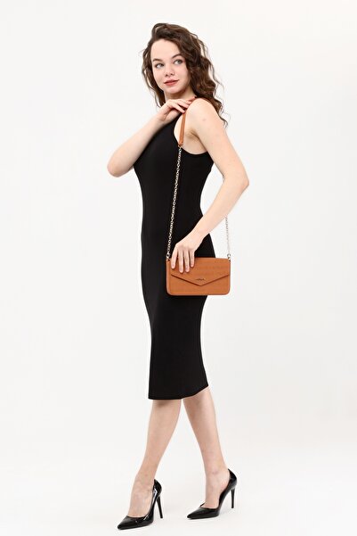 Cacharel Crossbody Messenger Bag with Chain Strap