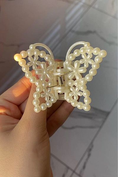 Planet Butik Cream Pearl Butterfly Latch Buckle