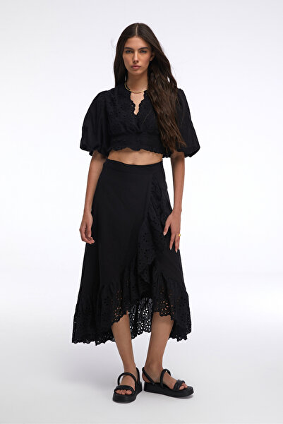 By Mare Style Eleta Pure Organic Cotton Guipure Detailed Short Blouse