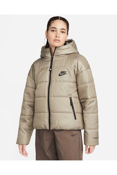 Nike Sportswear Therma-FIT Repel Kapüşonlu Kadın Ceketi