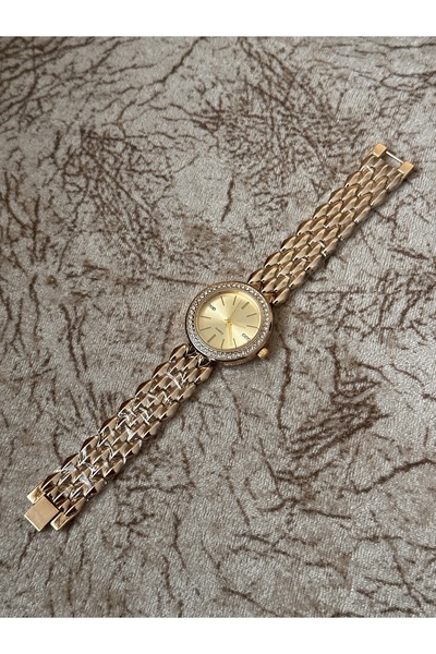 İnogge ساعة يد نسائية باللون الذهبي مطرزة بالحجر بتصميم خاص