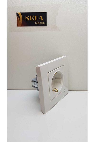 VİKO WHITE VIKO KARRE SERIES WITH GROUNDED SOCKET FRAME