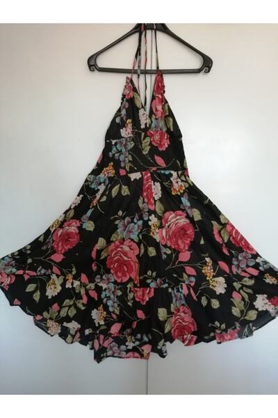 Butik Tülin Otantik Pamuk Siyah Çok Renkli Çiçekli Boyundan Ip Askılı Elbise ...