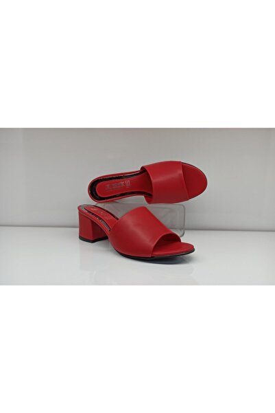 Muya Kadın Kırmızı Lüx Terlik
