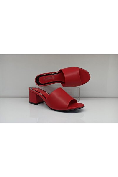 Muya Kadın Kırmızı Lüx Terlik