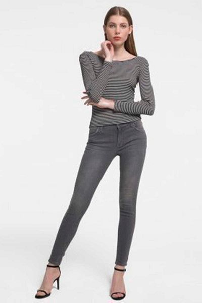 Loft Nicole Jean LF Woman2018628