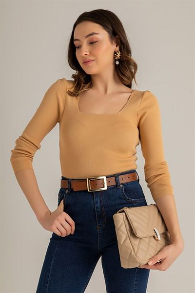 SARİTA MODA Πλεκτό μπλούζα με τετράγωνο λαιμό