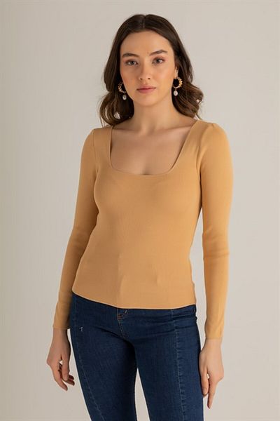 SARİTA MODA Πλεκτό μπλούζα με τετράγωνο λαιμό