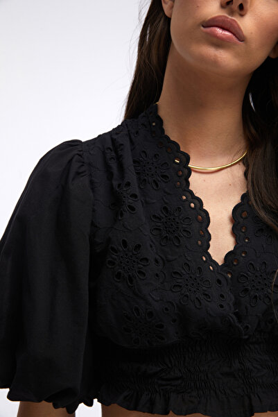 By Mare Style Eleta Pure Organic Cotton Guipure Detailed Short Blouse