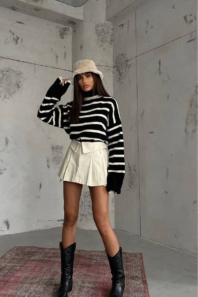 lovebox Women's Waist Fold Pleated Mini Beige Skirt 23W02013