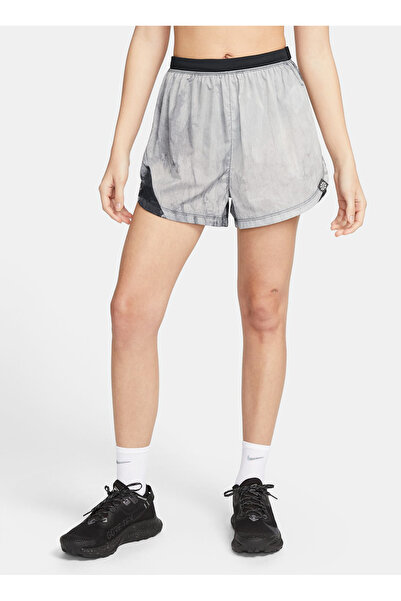 Nike Siyah - Gri - Gümüş Kadın Regular Fit Şort DX1021-010 W NK TRAIL RPL MR 3 BR