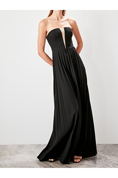 Lumora Straplez Piliseli Uzun Abiye