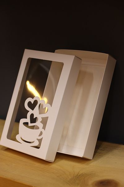 demontecraft White Gift Box with Coffee Pattern - 21x13.5x4.5 Size, 1 Piece