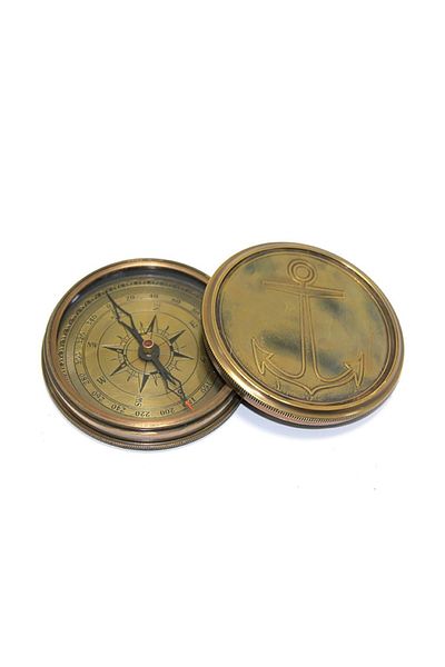 MÜJÜNÜN HEDİYELERİ Brass Compass with Anchor Embroidery