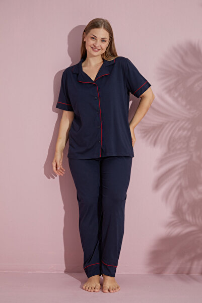 pijamacity Büyük Beden Kadın Lacivert Kısa Kollu Pamuklu Düğmeli Biyeli Pijama Takımı