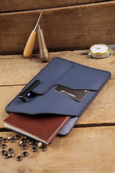 New Coast Leather 1900's Ръчно изработен калъф за тефтер от естествена кожа