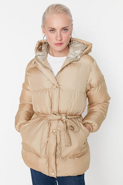 Trendyol Collection Водоотблъскващо яке с колан и качулка от норка TWOAW21MO0011