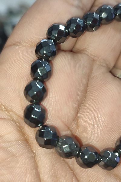 TAŞÇIZADE Hematite Stone 8 mm Facet Cut Natural Natural Stone Bracelet