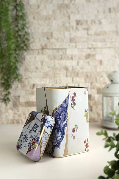 EVLE Er022-5ı Kint Sugi Flower Patterned Square Metal Storage Container 11x11 Cm