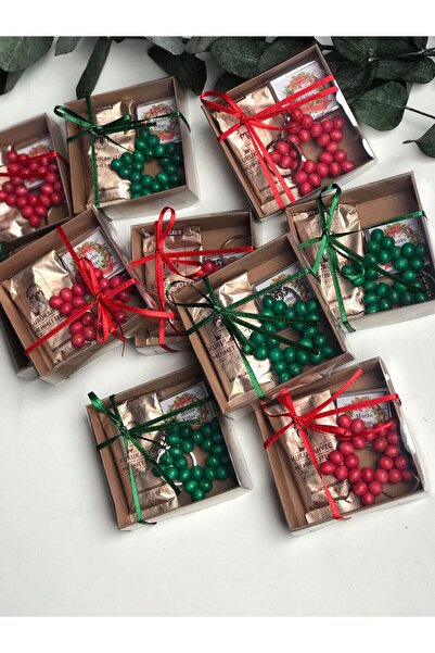 forevers Özel Kutusunda Yılbaşı Hediyelik Anahtarlık & Kahve & Çikolata Seti (20 ADET )