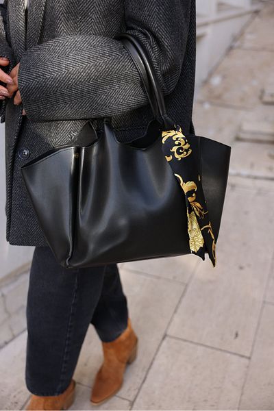 ARTON Women's Black 5 Compartment Large Shoulder Bag with Scarf