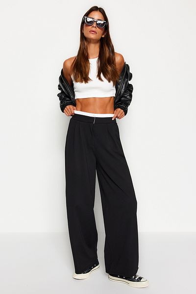 Trendyol Collection Széles lábú fekete boxer - öv részletes nadrág TWOAW24PL00360